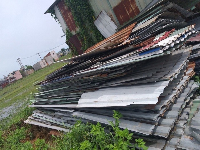 Mua tôn lợp thanh lý có giá rẻ hơn tôn mới