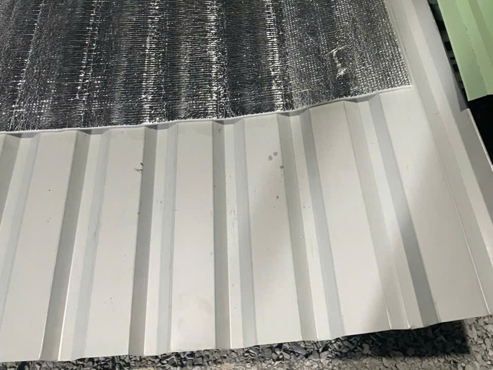 Cách Chọn Tôn Cách Nhiệt Chất Lượng Giá Rẻ Cho Người Mới