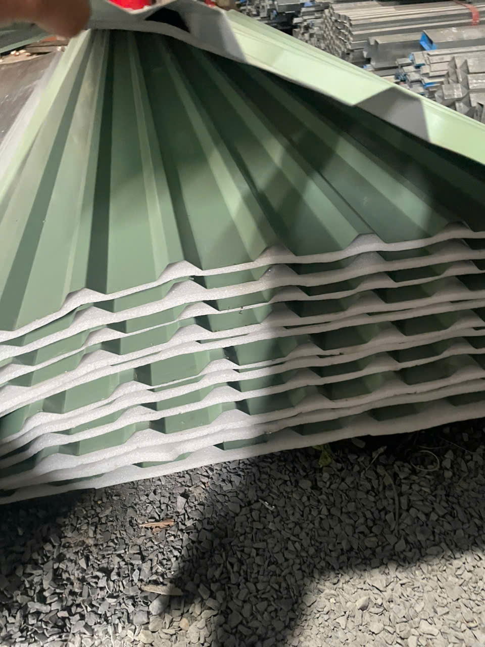 Tôn cũ giá rẻ thanh lý