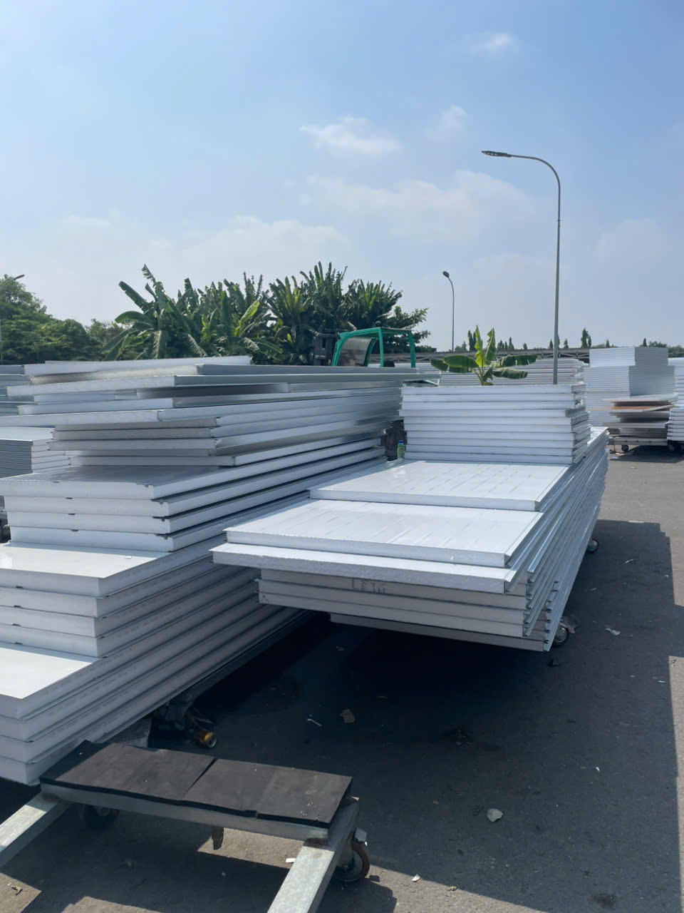 Giá Tấm Panel EPS Vách Ngăn Tại TP HCM Cập Nhật Mới